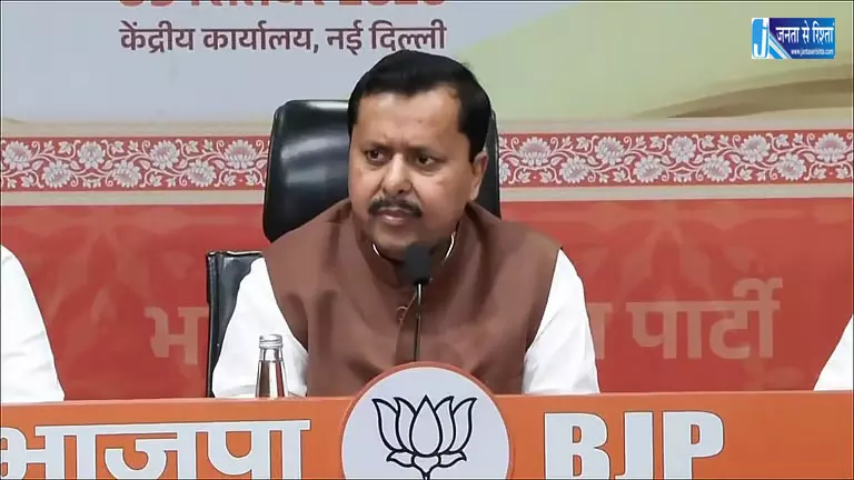 पीएम मोदी के सार्वजनिक जीवन के 25 साल पूरे होने पर BJP का ‘सेवा संकल्प’ अभियान पीएम मोदी के सार्वजनिक जीवन के 25 साल पूरे होने पर BJP का ‘सेवा संकल्प’ अभियान
