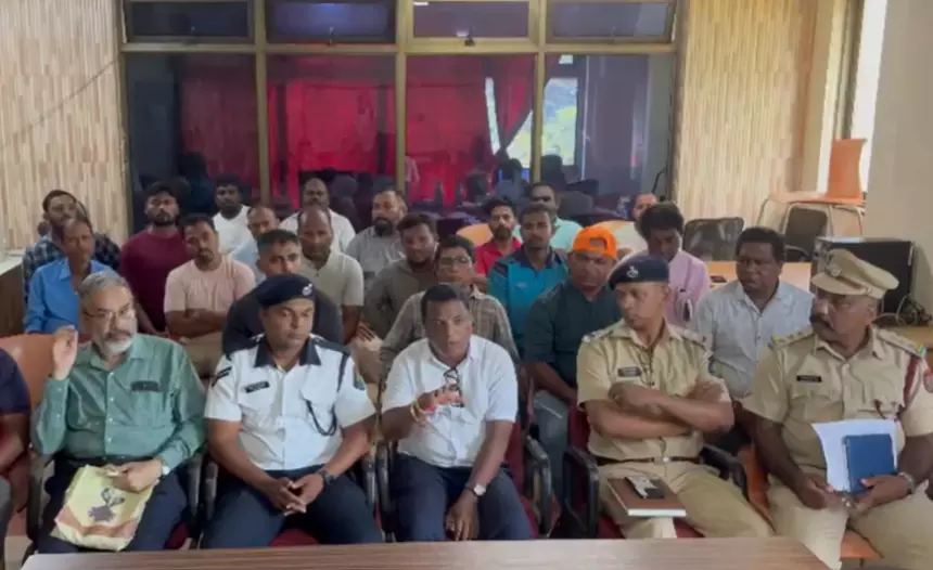 डीजे पर पाबंदी: मोरमुगाओ में गणेश विसर्जन गाइडलाइन जारी डीजे पर पाबंदी: मोरमुगाओ में गणेश विसर्जन गाइडलाइन जारी