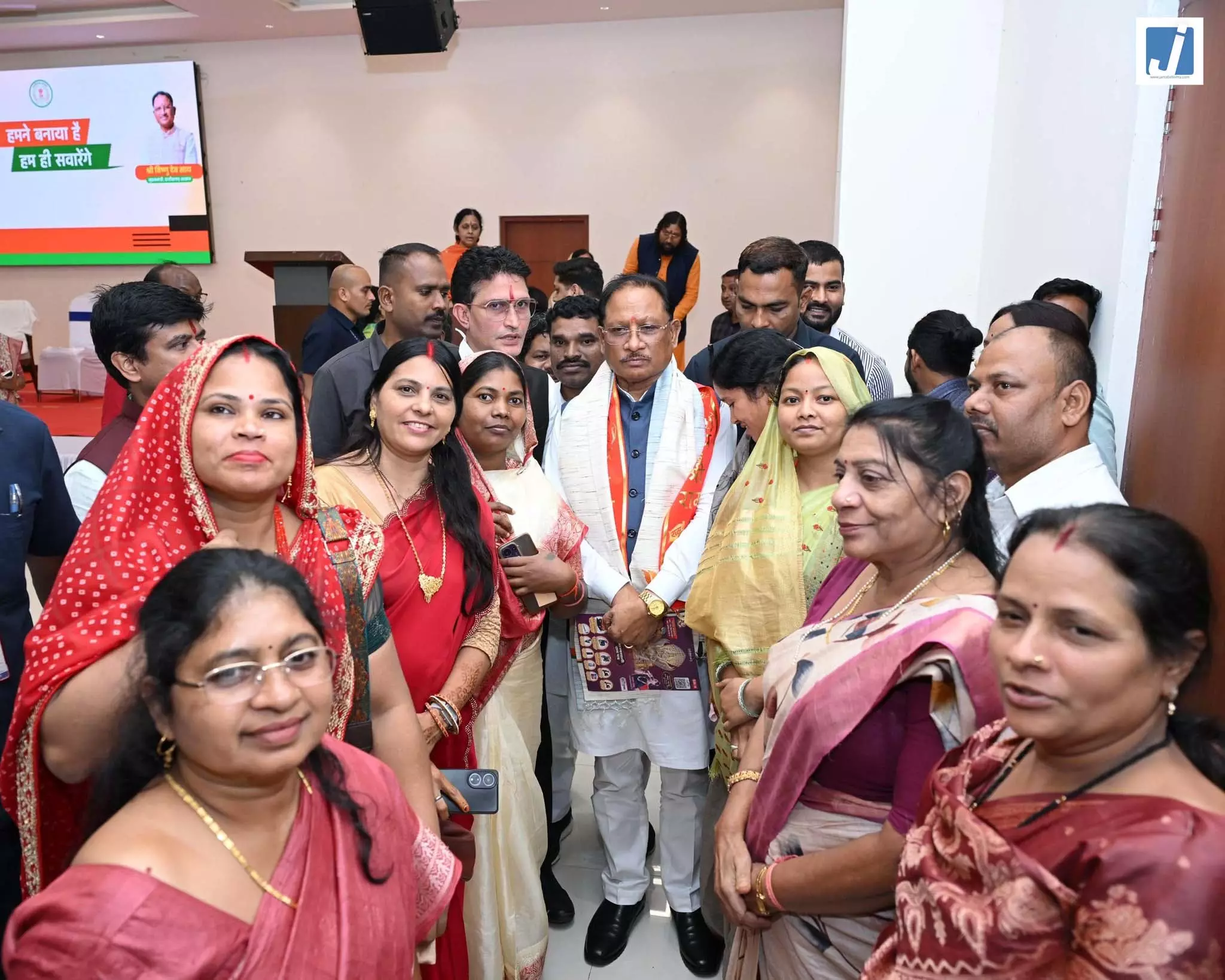 नवा रायपुर में बनी सेवा संकल्प अभियान की रणनीति कार्यकर्ताओं से हुई चर्चा नवा रायपुर में बनी सेवा संकल्प अभियान की रणनीति कार्यकर्ताओं से हुई चर्चा