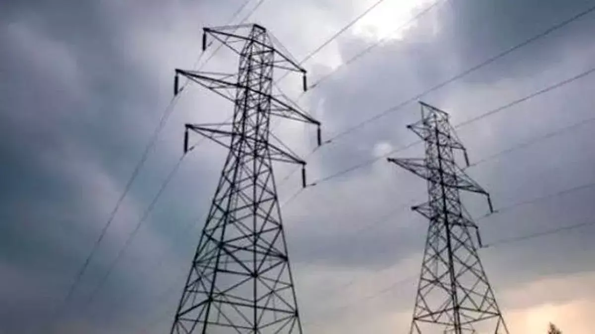 गर्मी में पावर कट से केरल हलकान, 15 सितंबर तक समाधान का वादा गर्मी में पावर कट से केरल हलकान, 15 सितंबर तक समाधान का वादा