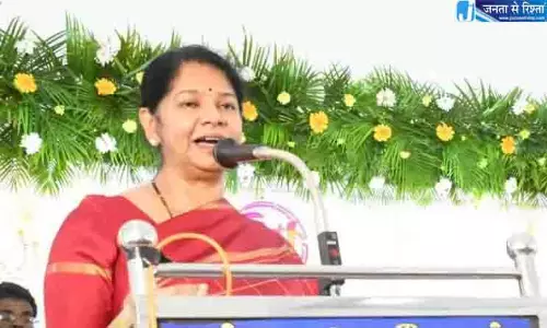 फिल्मों की तरह हत्याएं देखना: चेन्नई में अपराधों को लेकर कनिमोझी ने विजय की आलोचना की