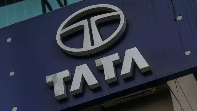 टाटा ग्रुप का बड़ा कॉर्पोरेट फैसला दो कंपनियां मर्ज अब मिलेगा नया नाम