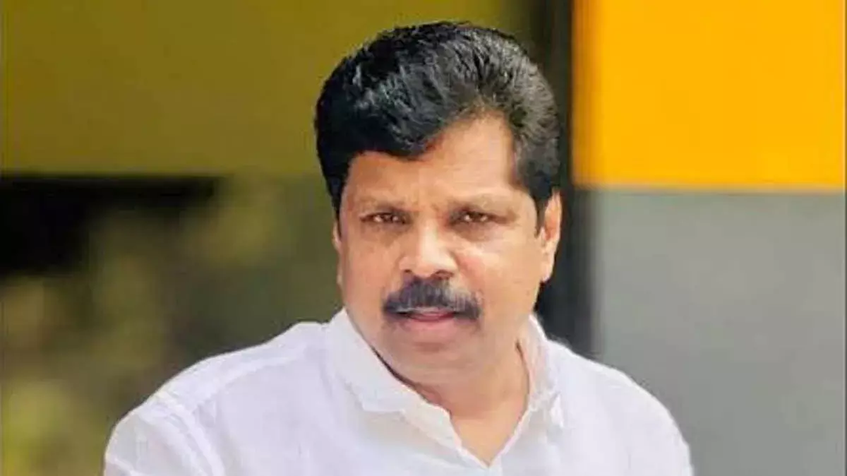 चिरयिन्कीझु विवाद: नेताओं को संयम बरतने की सलाह चिरयिन्कीझु विवाद: नेताओं को संयम बरतने की सलाह