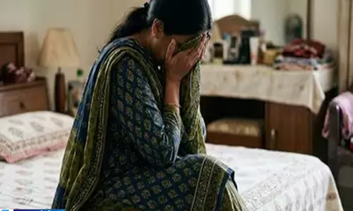 तीन इन्फ्लुएंसर युवतियों से ASI ने किया खेल चौंकाने वाला मामला आया सामने तीन इन्फ्लुएंसर युवतियों से ASI ने किया खेल चौंकाने वाला मामला आया सामने