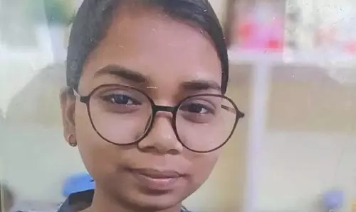 स्वामी आत्मानंद स्कूल की शिक्षिका की मौत, घर में फंदे पर लटका मिला शव