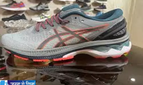 ASICS Shoes हुए सस्ते कीमत में सीधे 50% तक की गिरावट ASICS Shoes हुए सस्ते कीमत में सीधे 50% तक की गिरावट