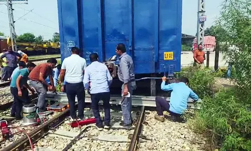 कठुआ में मालगाड़ी पटरी से उतरी
