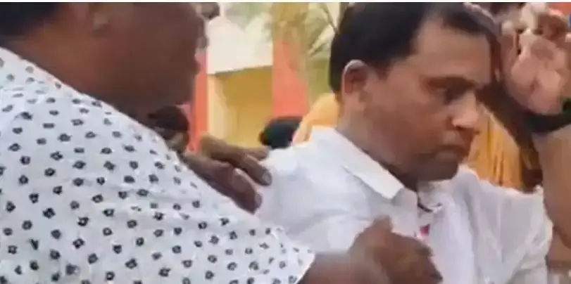 Jalpaiguri: स्कूल में प्रधान शिक्षक से मारपीट पर विभाग गंभीर, उच्चस्तरीय जांच के आदेश