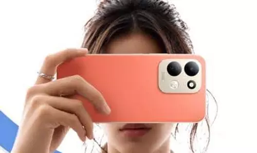 Redmi 17 5G की सेल शुरू,50MP कैमरा,7900mAh बैटरी वाला फोन Redmi 17 5G की सेल शुरू,50MP कैमरा,7900mAh बैटरी वाला फोन