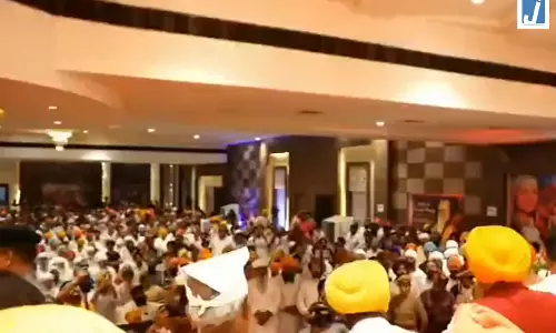 पंजाबी गौरव सम्मेलन में पहुंचे नितिन नवीन और सीएम धामी