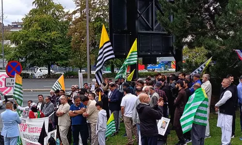 PoJK में दमन के खिलाफ कश्मीरी समुदाय का प्रदर्शन PoJK में दमन के खिलाफ कश्मीरी समुदाय का प्रदर्शन