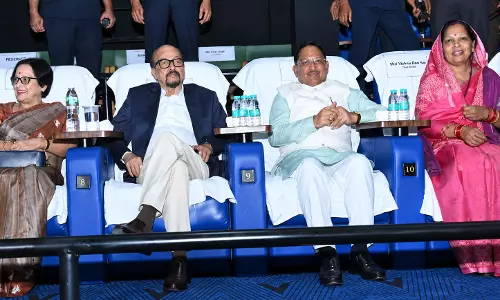 CM साय ने सपरिवार देखी ‘हनुमान अंश’ फिल्म को किया टैक्स फ्री CM साय ने सपरिवार देखी ‘हनुमान अंश’ फिल्म को किया टैक्स फ्री