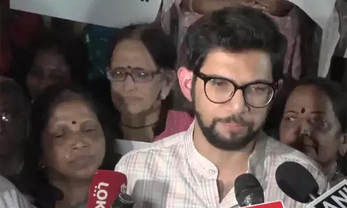ब्रिक्स और जी20 की मेजबानी पर आदित्य का तंज ब्रिक्स और जी20 की मेजबानी पर आदित्य का तंज