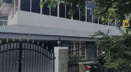 कर्नाटक सरकार के मंत्री सतीश जारकीहोली के ठिकानों पर ईडी की छापेमारी दूसरे दिन भी जारी कर्नाटक सरकार के मंत्री सतीश जारकीहोली के ठिकानों पर ईडी की छापेमारी दूसरे दिन भी जारी