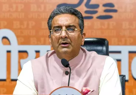 गौरव भाटिया मानहानि मामले में दिल्ली हाईकोर्ट का समन, सीजेपी नेताओं ने पोस्ट हटाने पर जताई सहमति गौरव भाटिया मानहानि मामले में दिल्ली हाईकोर्ट का समन, सीजेपी नेताओं ने पोस्ट हटाने पर जताई सहमति