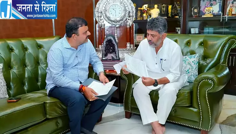 करकला विकास को लेकर विधायक सुनील कुमार ने CM से की मुलाकात करकला विकास को लेकर विधायक सुनील कुमार ने CM से की मुलाकात