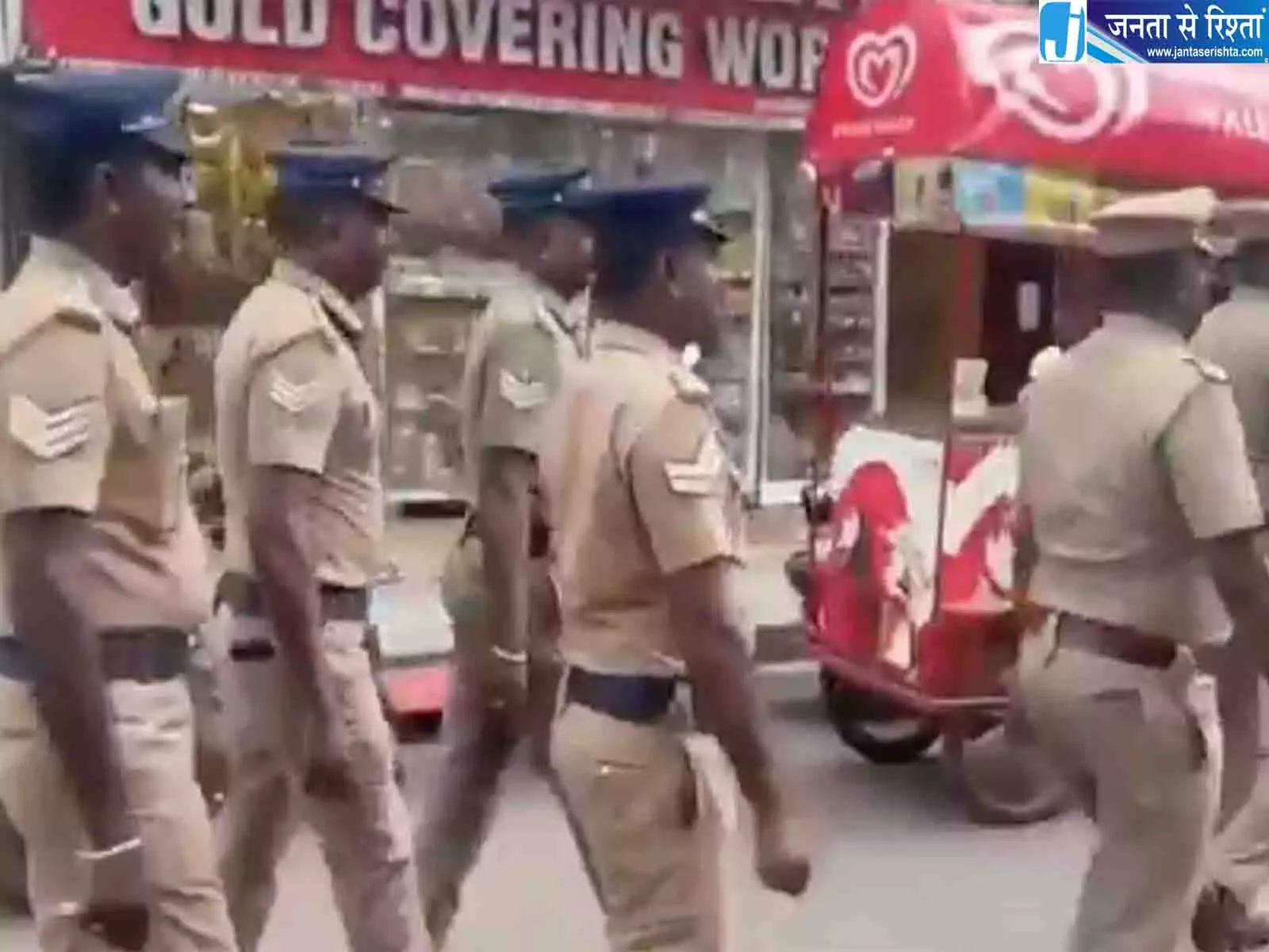 Tamil Nadu: तिरुवोट्टियूर में एक व्यक्ति की हत्या के बाद चार लोग गिरफ्तार Tamil Nadu: तिरुवोट्टियूर में एक व्यक्ति की हत्या के बाद चार लोग गिरफ्तार