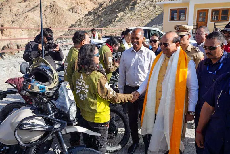लद्दाख में पर्यटकों की 50% बढ़ोतरी लद्दाख में पर्यटकों की 50% बढ़ोतरी