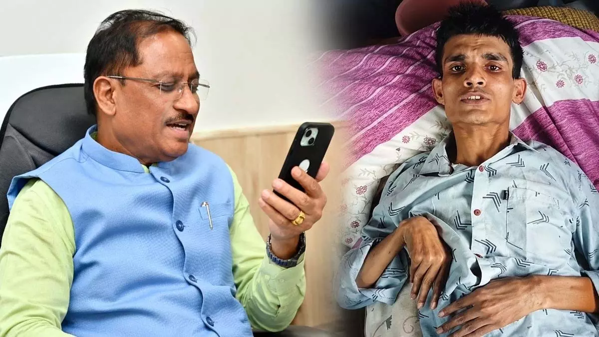 मुख्यमंत्री की संवेदनशील पहल- शशिकांत को एम्स रायपुर में कराया भर्ती मुख्यमंत्री की संवेदनशील पहल- शशिकांत को एम्स रायपुर में कराया भर्ती