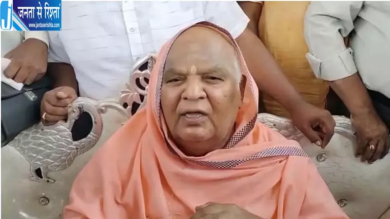 नेपाल जैसी बाढ़ को लेकर स्वामीजी की भविष्यवाणी वायरल दक्षिण भारत के लिए दी चेतावनी नेपाल जैसी बाढ़ को लेकर स्वामीजी की भविष्यवाणी वायरल दक्षिण भारत के लिए दी चेतावनी