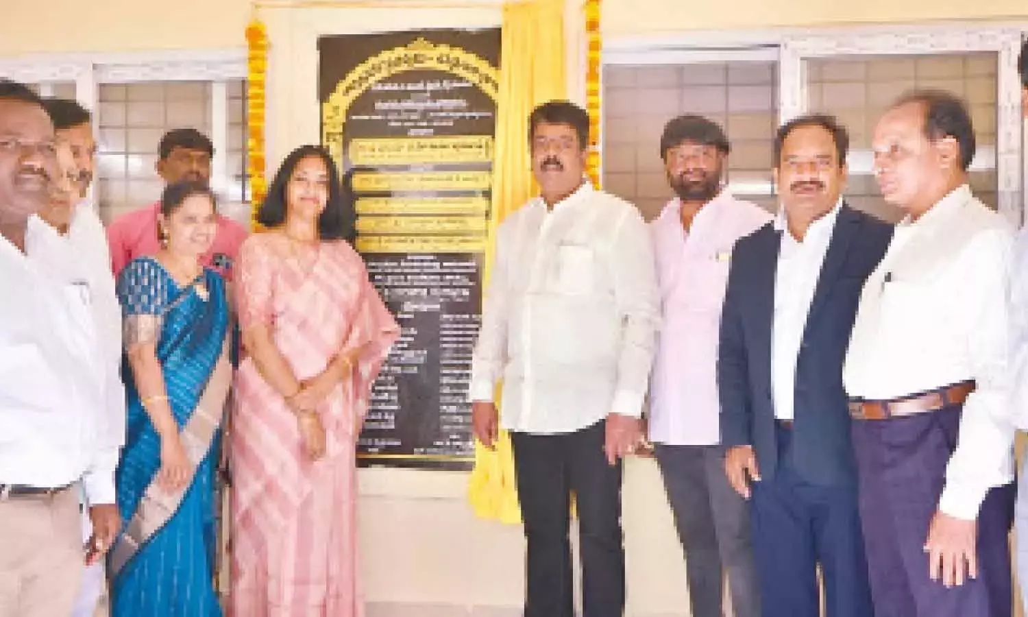 Andhra: SRR कॉलेज ने लाइब्रेरी बिल्डिंग खोली Andhra: SRR कॉलेज ने लाइब्रेरी बिल्डिंग खोली