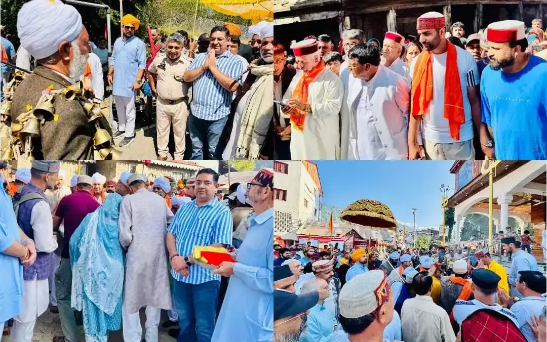 Bhaderwah: भद्रवाह से कैलाश कुंड यात्रा शुरू, श्रद्धालु आस्था के साथ रवाना Bhaderwah: भद्रवाह से कैलाश कुंड यात्रा शुरू, श्रद्धालु आस्था के साथ रवाना