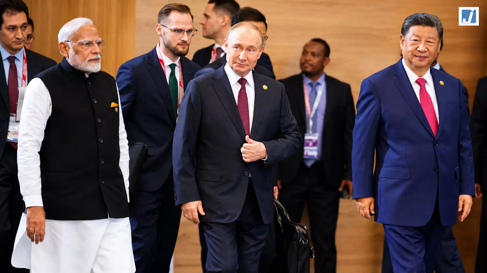 BRICS समिट: पुतिन-जिनपिंग के लिए दिल्ली में अभेद्य सुरक्षा, 4 लेयर का सिक्योरिटी घेरा BRICS समिट: पुतिन-जिनपिंग के लिए दिल्ली में अभेद्य सुरक्षा, 4 लेयर का सिक्योरिटी घेरा