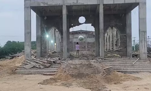 बिल्डिंग ढहने से एक की मौत, रातभर चला रेस्क्यू ऑपरेशन बिल्डिंग ढहने से एक की मौत, रातभर चला रेस्क्यू ऑपरेशन