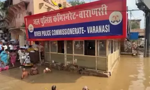 गंगा-यमुना के जलस्तर में गिरावट जारी, प्रयागराज में सभी तटबंध सुरक्षित गंगा-यमुना के जलस्तर में गिरावट जारी, प्रयागराज में सभी तटबंध सुरक्षित