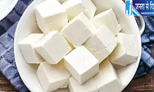 फूड सेफ्टी टीम की छापेमारी 75 किलो संदिग्ध पनीर सामने आया
