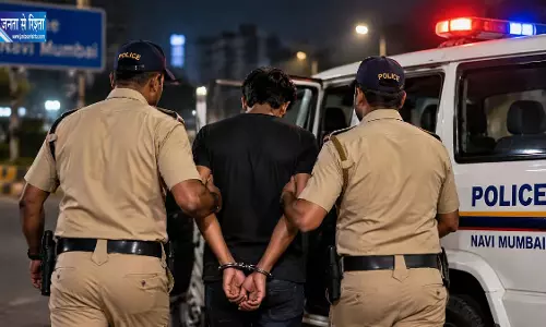 पुलिसवाला बनकर 40 हजार की लूट सीसीटीवी से कुछ घंटों में पकड़ा गया आरोपी पुलिसवाला बनकर 40 हजार की लूट सीसीटीवी से कुछ घंटों में पकड़ा गया आरोपी