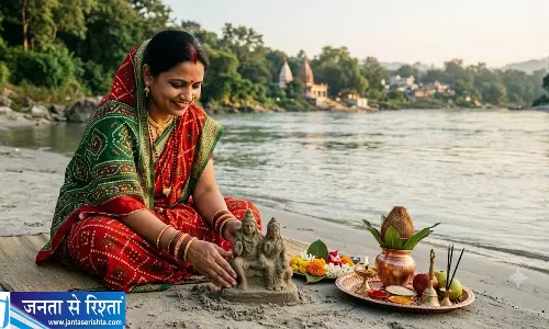 अखंड सौभाग्य के लिए हरतालिका तीज पर पढ़ें यह पवित्र व्रत कथा अखंड सौभाग्य के लिए हरतालिका तीज पर पढ़ें यह पवित्र व्रत कथा