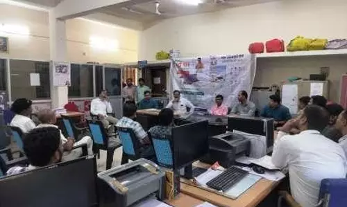 प्रधानमंत्री सूर्य घर मुफ्त बिजली योजना के प्रभावी क्रियान्वयन के लिए ली गई बैठक