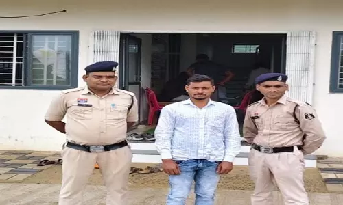 युवती पर अश्लील टिप्पणी का विरोध पड़ा भारी, युवक पर ब्लेड से किया हमला