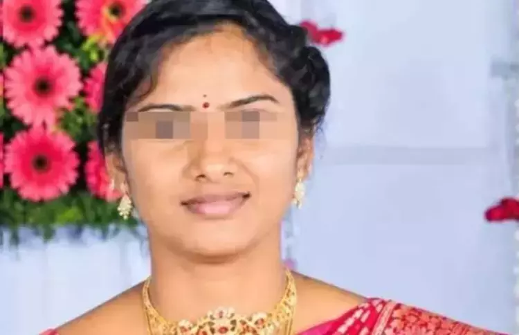 वारंगल: 40 साल की लापता महिला की कथित तौर पर 27 साल के प्रेमी ने हत्या कर दी वारंगल: 40 साल की लापता महिला की कथित तौर पर 27 साल के प्रेमी ने हत्या कर दी
