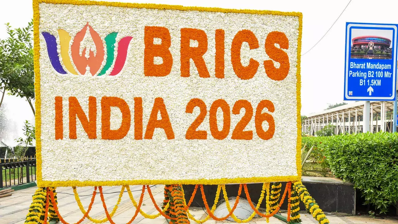 बदलता वैश्विक ढांचा: अमेरिकी मीडिया ने BRICS को माना बड़ा मोड़ बदलता वैश्विक ढांचा: अमेरिकी मीडिया ने BRICS को माना बड़ा मोड़