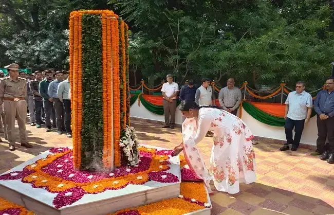 Dehradun: वन एवं वन्यजीव संरक्षण के बलिदानियों को किया याद Dehradun: वन एवं वन्यजीव संरक्षण के बलिदानियों को किया याद