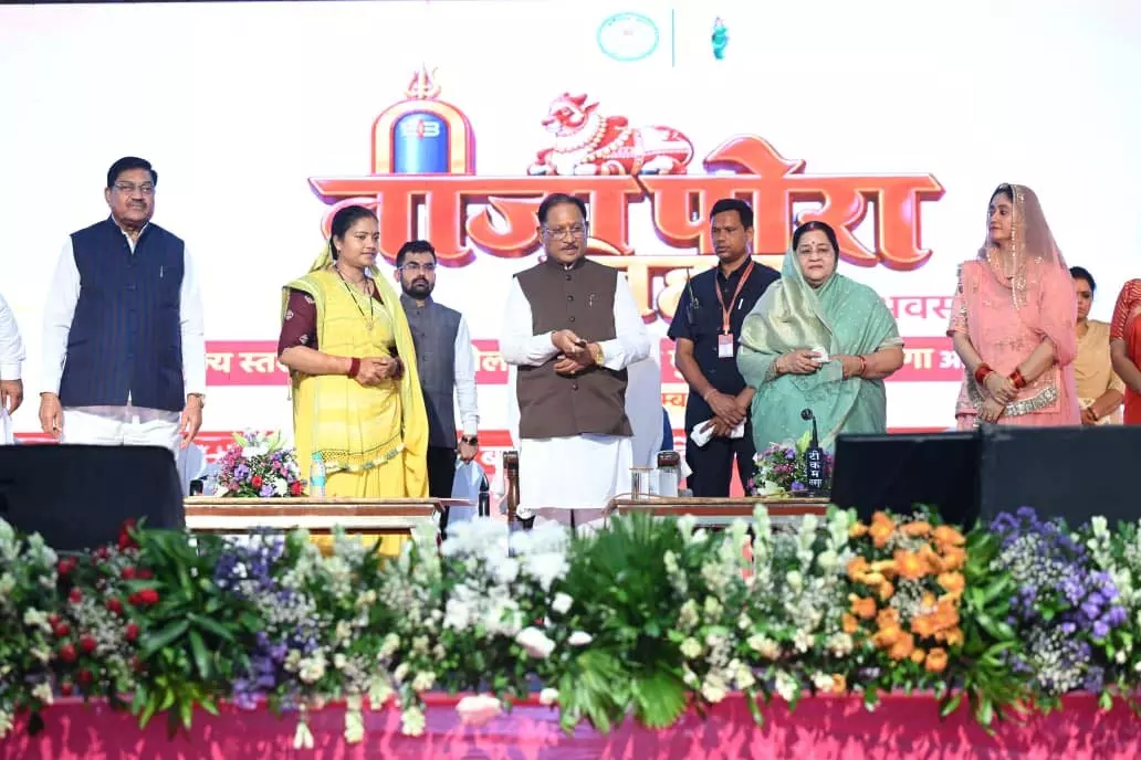 विष्णु भैया का घर बना बहनों का मायका, मुख्यमंत्री निवास में उल्लास से मना तीजा-पोरा तिहार विष्णु भैया का घर बना बहनों का मायका, मुख्यमंत्री निवास में उल्लास से मना तीजा-पोरा तिहार
