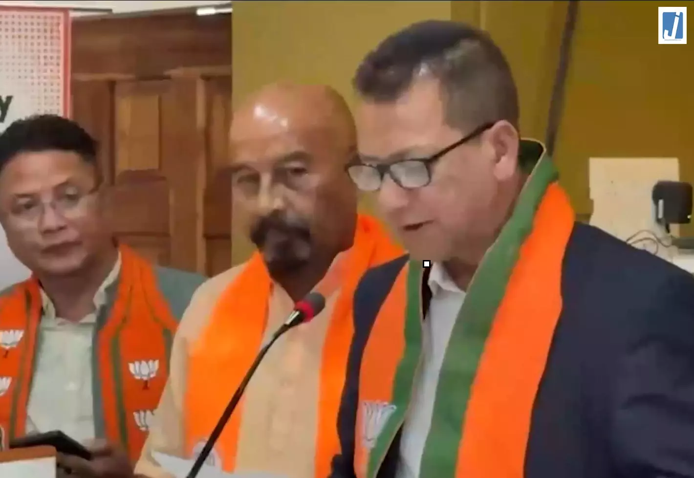 मेघालय की सियासत में बड़ा बदलाव, पूर्व विधायक मावथोह की BJP में एंट्री मेघालय की सियासत में बड़ा बदलाव, पूर्व विधायक मावथोह की BJP में एंट्री