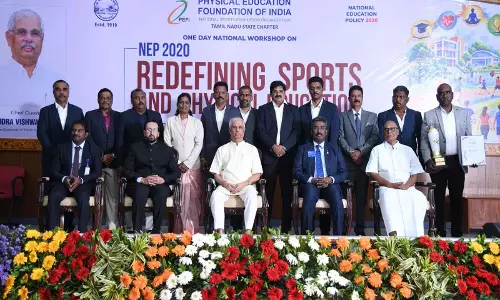 पढ़ाई के साथ खेल भी जरूरी राज्यपाल आर्लेकर ने बताई खेलों की अहमियत पढ़ाई के साथ खेल भी जरूरी राज्यपाल आर्लेकर ने बताई खेलों की अहमियत