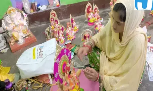 हरदोई में गूंजेगा गणपति उत्सव कारीगरों ने तैयार कीं आकर्षक मूर्तियां