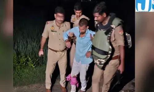 देवरिया मोनू सिंह हत्याकांड में बड़ा एक्शन मुठभेड़ में दो आरोपी गिरफ्तार देवरिया मोनू सिंह हत्याकांड में बड़ा एक्शन मुठभेड़ में दो आरोपी गिरफ्तार