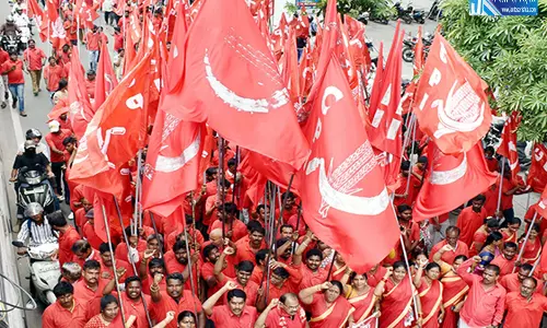 नंदीग्राम और रेजीनगर उपचुनाव में वाम दलों ने खोले पत्ते नंदीग्राम और रेजीनगर उपचुनाव में वाम दलों ने खोले पत्ते