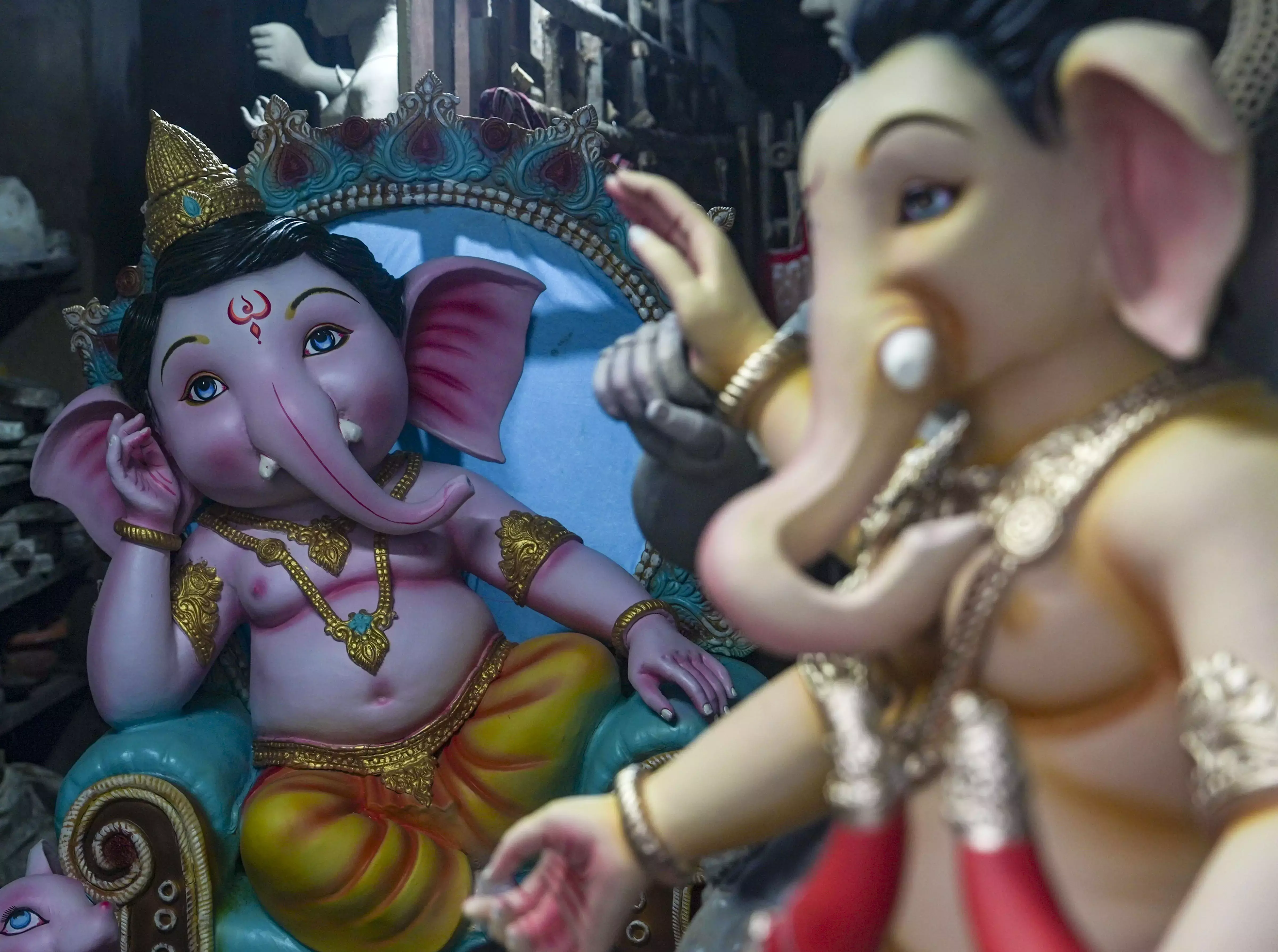 Andhra: काजू, अंजीर, सूखे मेवे और पवित्र पाउडर गणेश पंडालों को एक अनोखा रूप देते हैं