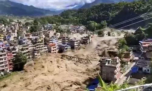 हिमाचल के लिए नेपाल की बाढ़ से ज़रूरी सबक