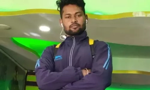 नौकरी दिलाने के नाम पर दो लाख की ठगी कॉन्स्टेबल गिरफ्तार नौकरी दिलाने के नाम पर दो लाख की ठगी कॉन्स्टेबल गिरफ्तार