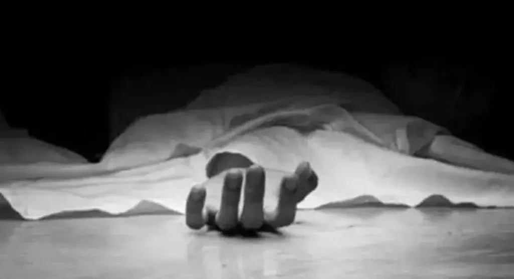 डिब्रूगढ़ में लापता 22 वर्षीय महिला मृत पाई गई, एक व्यक्ति गिरफ्तार डिब्रूगढ़ में लापता 22 वर्षीय महिला मृत पाई गई, एक व्यक्ति गिरफ्तार