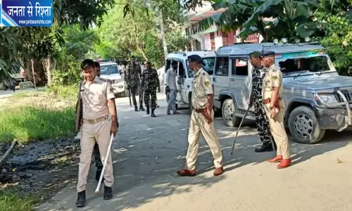 शराब के खिलाफ छापेमारी करने पहुंची उत्पाद विभाग की टीम पर हमला, आधा दर्जन जवान घायल शराब के खिलाफ छापेमारी करने पहुंची उत्पाद विभाग की टीम पर हमला, आधा दर्जन जवान घायल
