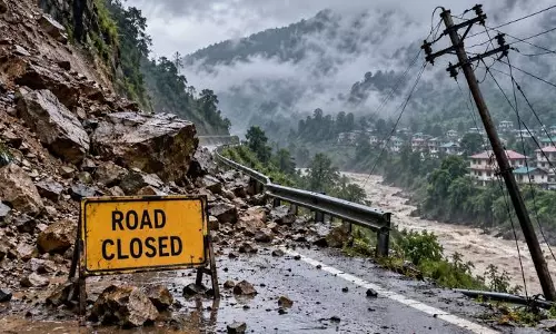 Shimla: हिमाचल में 101 सड़कें बंद, 19 सितंबर तक बारिश के आसार Shimla: हिमाचल में 101 सड़कें बंद, 19 सितंबर तक बारिश के आसार