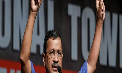 चुनाव से पहले गोवा में बदला सियासी समीकरण बना नया गठबंधन चुनाव से पहले गोवा में बदला सियासी समीकरण बना नया गठबंधन